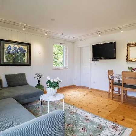 - Schoene Loh Holiday home